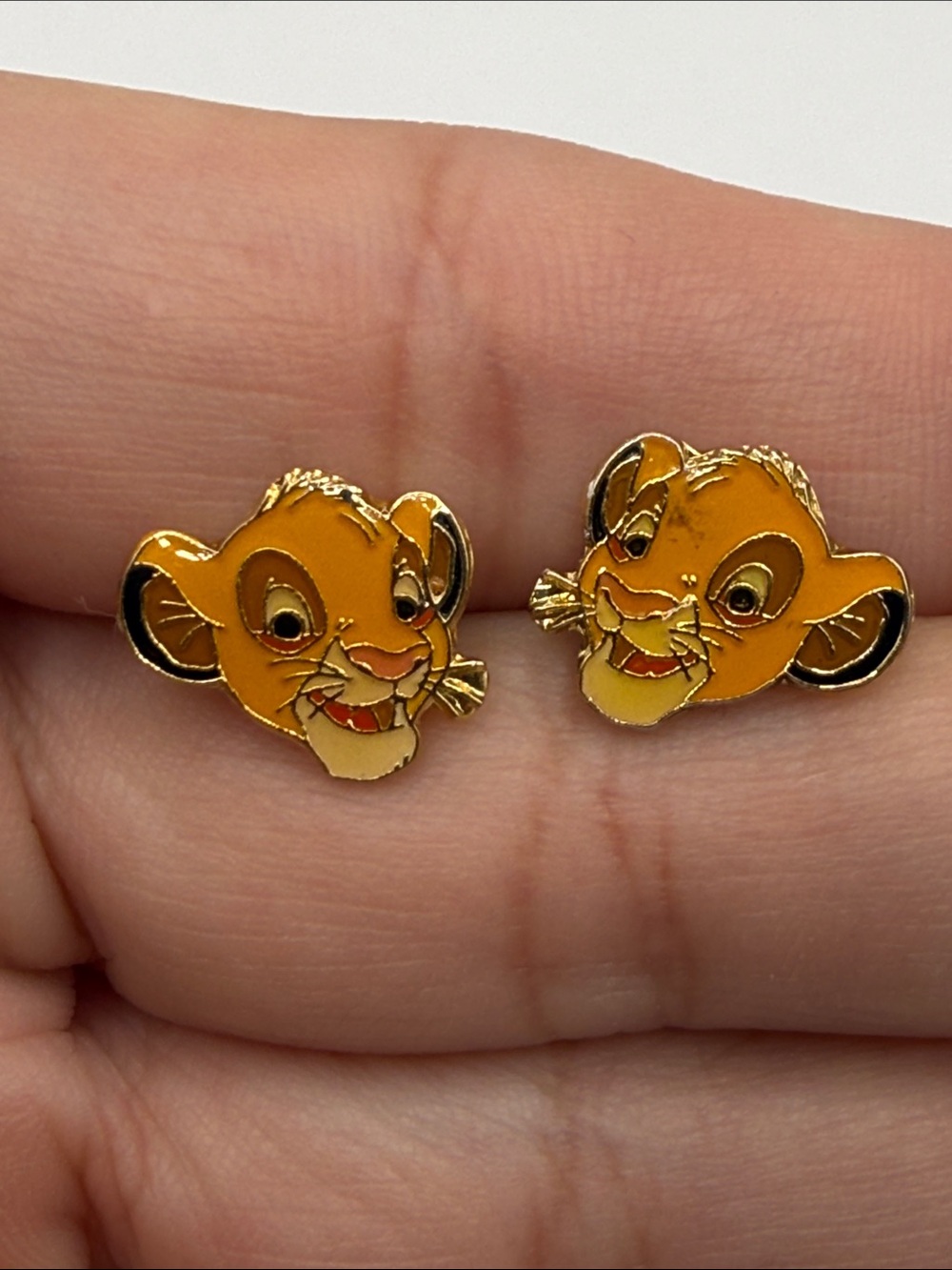 Disney Gold Tone Orange Simba Lion Ling Stud Earrings